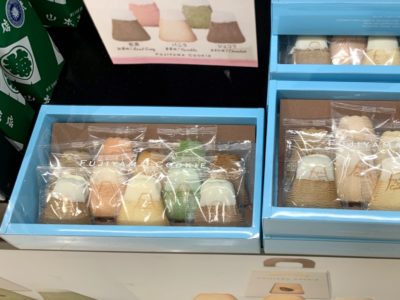 10種類の味が楽しめるアソート。10個入り1600円