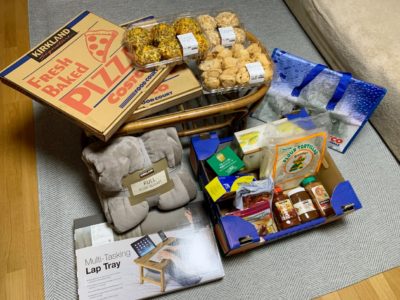 コストコ購入品。ピザ、マフィン、スコーン毛布、テーブル他