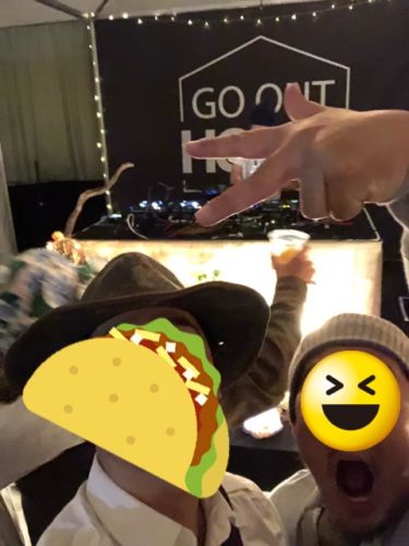 ナイトマーケットでDJ