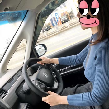 運転する妻
