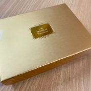 バレンタインのチョコのような箱