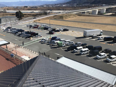 太鼓堂から見た駐車場