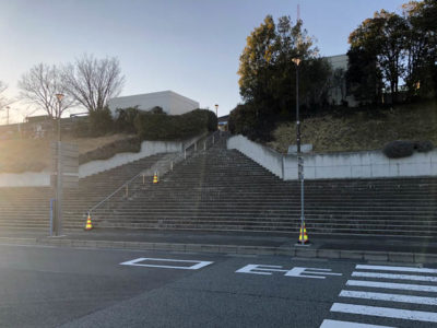 上りから下りへ行ける